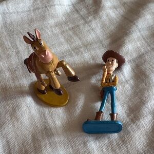 Toy Story Woody and Bullseye Figurine Set